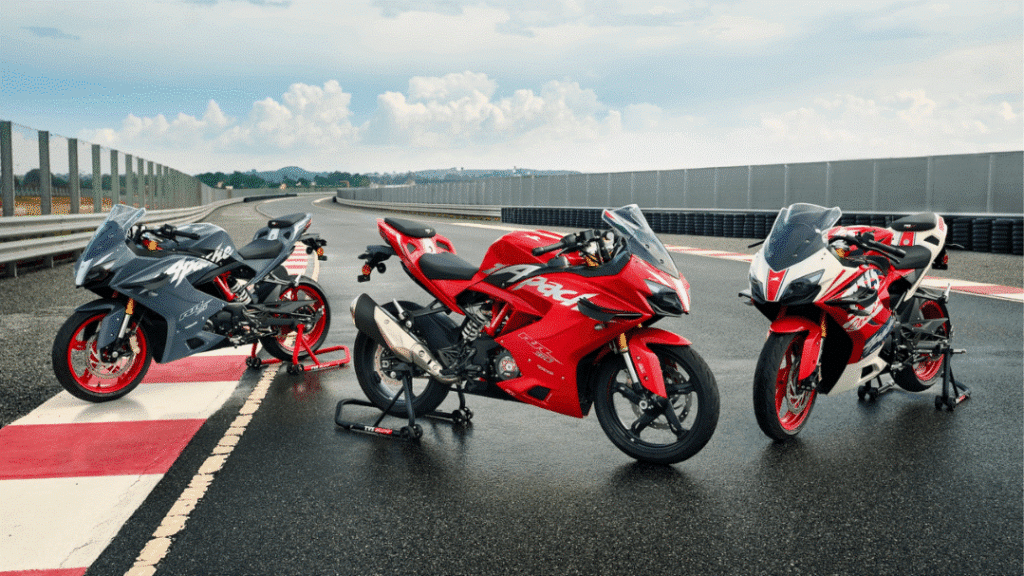 34KM का माइलेज, युवाओं को खूब पसंद आती है TVS Apache RR 310, कीमत 2.72 लाख 2 34KM का माइलेज, युवाओं को खूब पसंद आती है TVS Apache RR 310, कीमत 2.72 लाख
