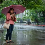 UP Weather Alert: यूपी के कई जिलों में झमाझम बारिश की संभावना, ऑरेंज अलर्ट जारी