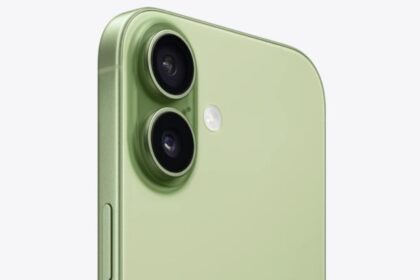 Apple iPhone 17 Features: आईफोन 17 भारत में हुआ लॉन्च, खरीदने के लिए लगी लंबी लाइनें, जानें फीचर्स